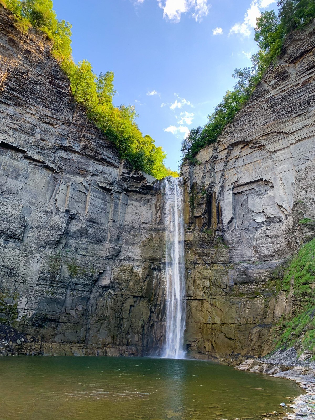 Finger Lakes Gorges - Taughannock Falls