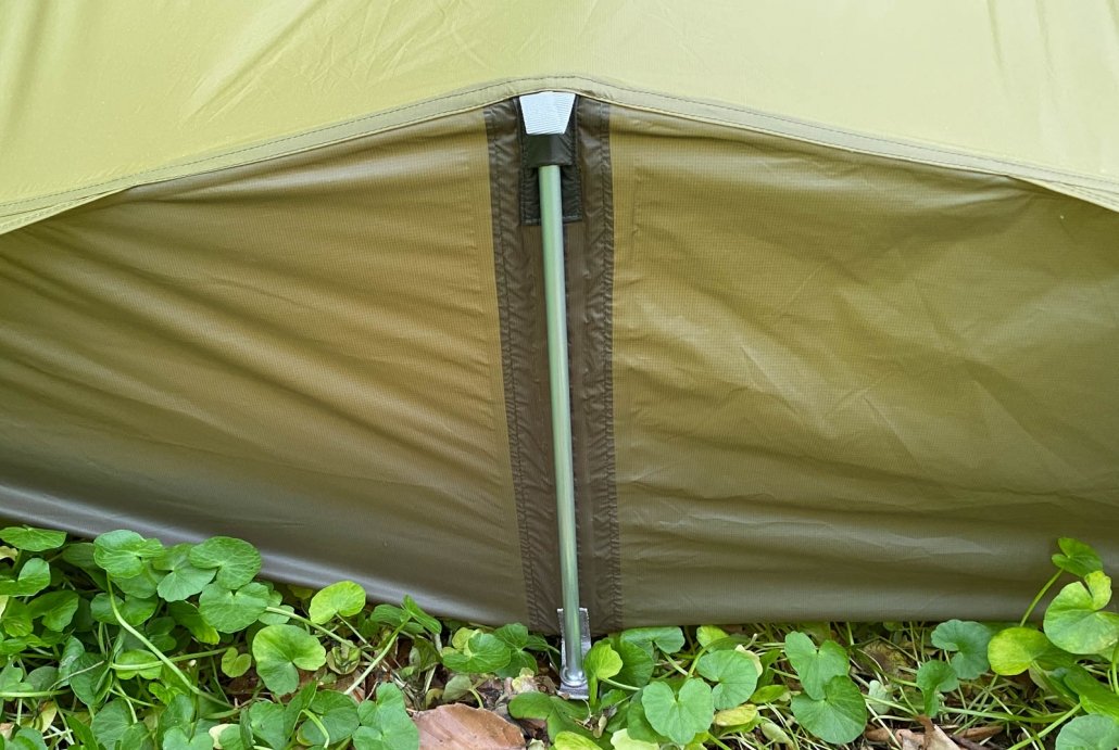 rear pole of tent is tight