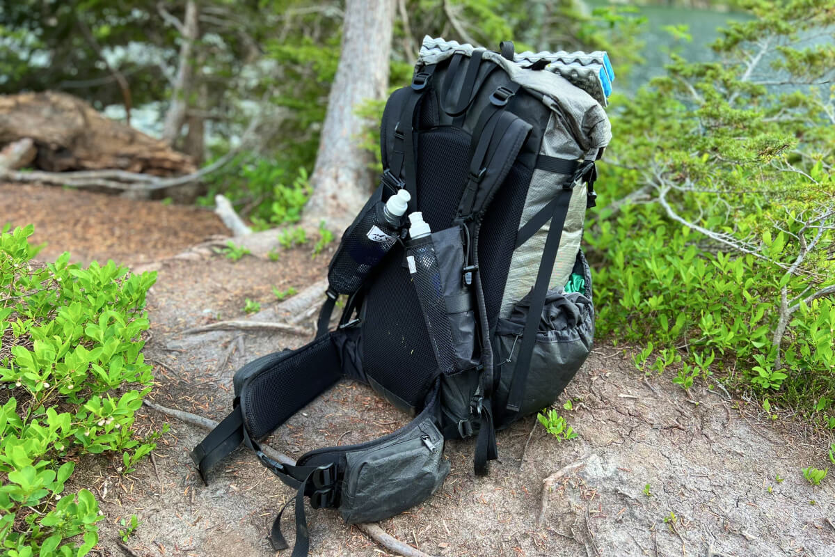 side view of ULA Ultra circuit backpack