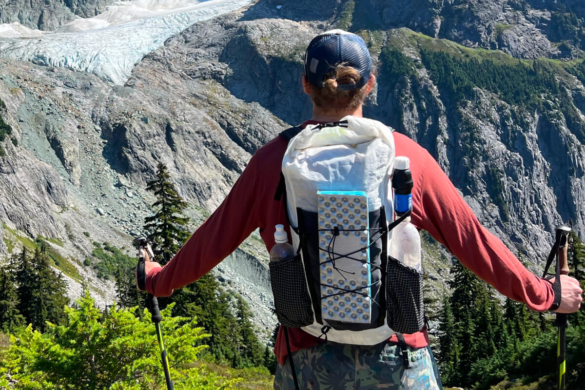 using the hyperlite mountain gear elevate 22 daypack