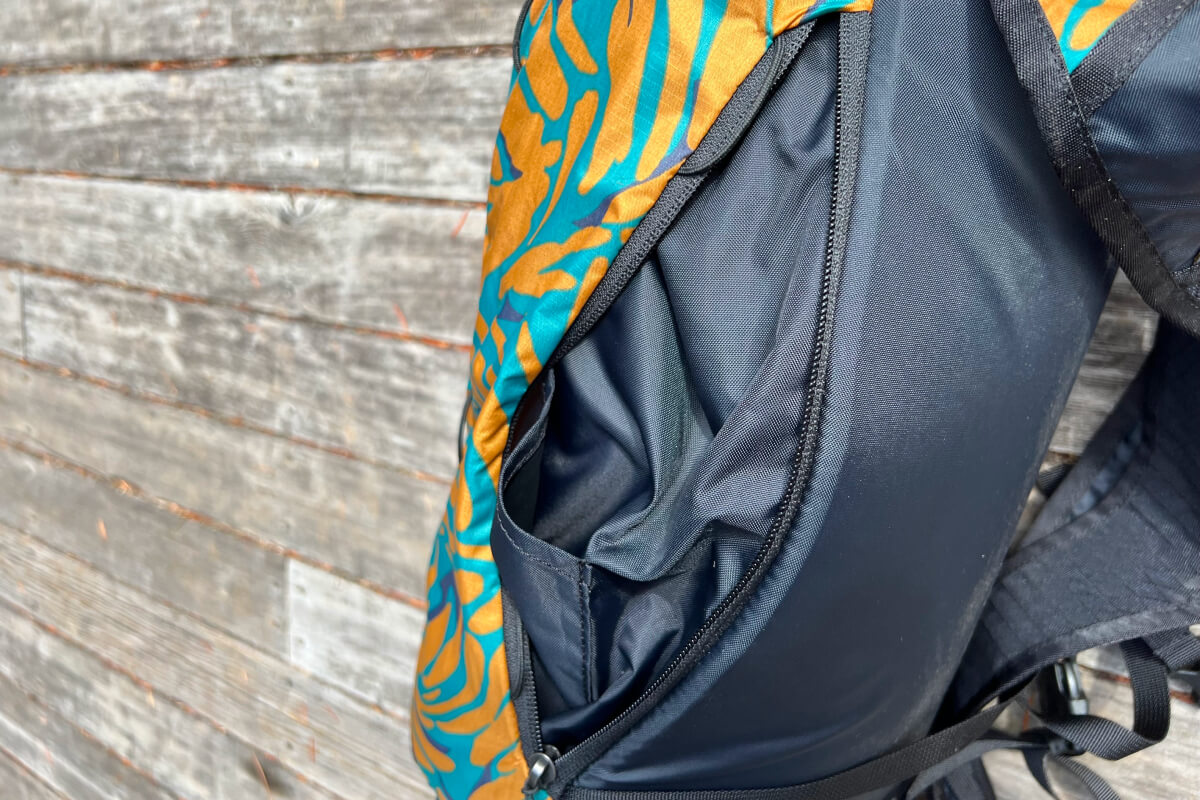 side entry pocket