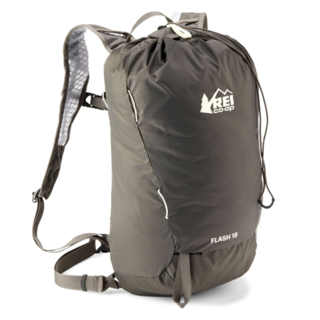 REI Flash 18 Pack