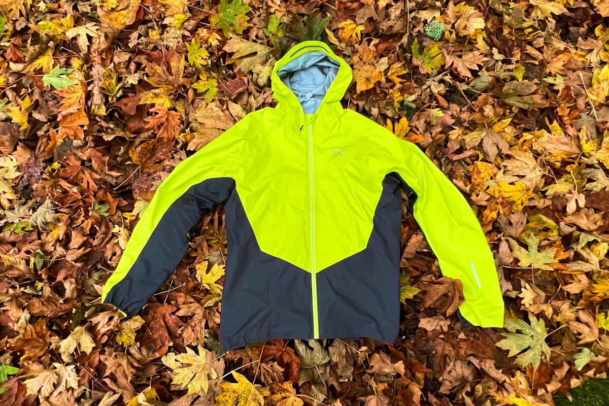 testing for arctery'x norvan shell jacket review
