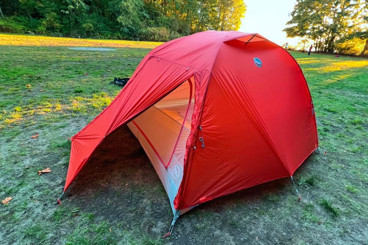 Big Agnes Copper Spur HV UL4, a 4 person backpacking tent