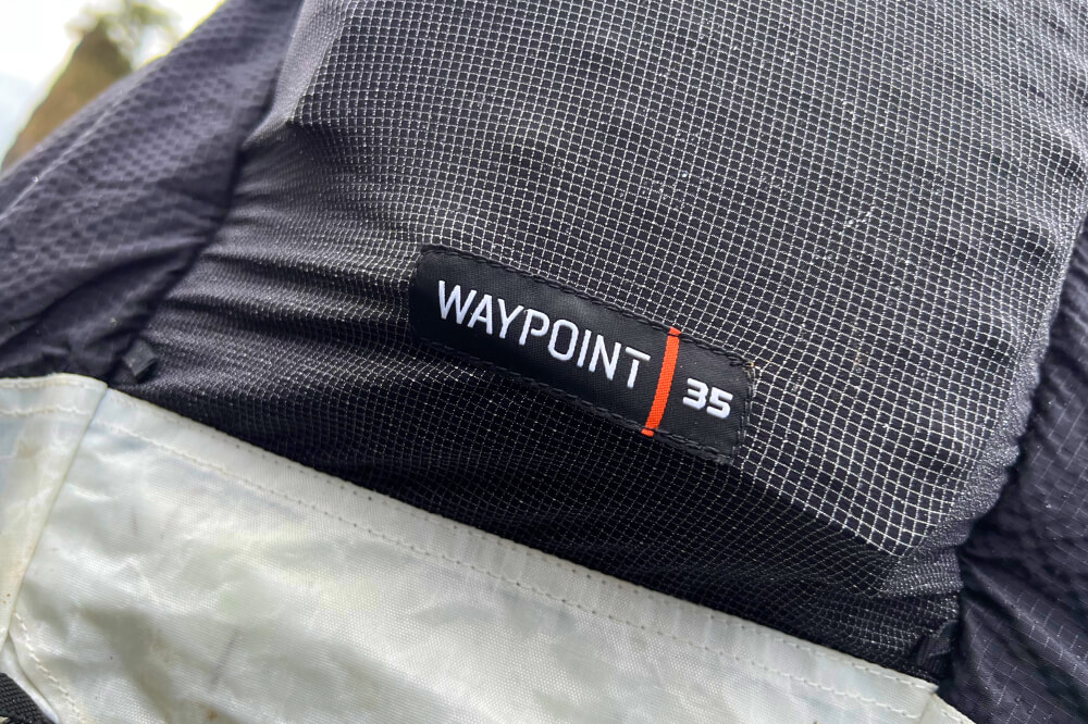 Hyperlite Mountain Gear Waypoint 35 Backpack-3 close up on waypoint logo
