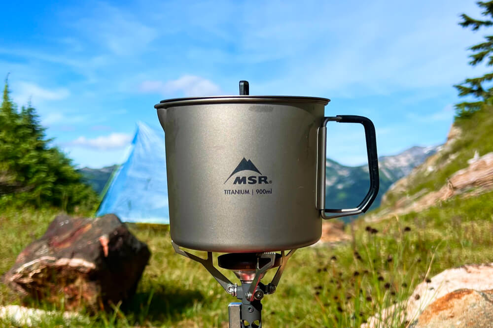 cooking with the best ultralight titanium backpacking pot