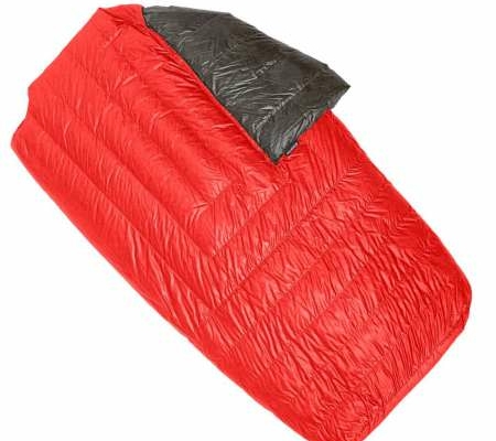 Enlightened Equipment Accomplice 20 Enlightened Equipment Accomplice 20 2 person quilt in red