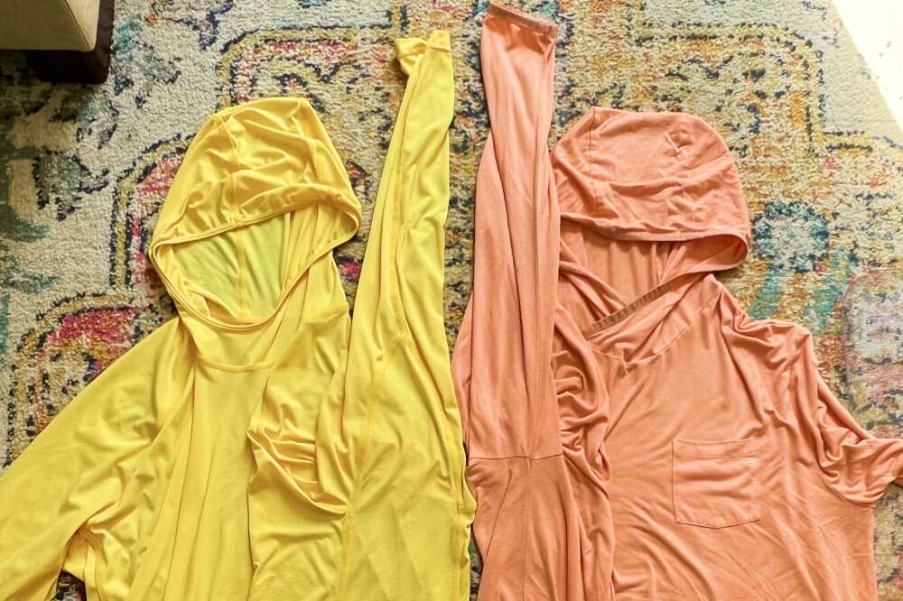 gusseted arm (left) vs un-gusseted arm (right)