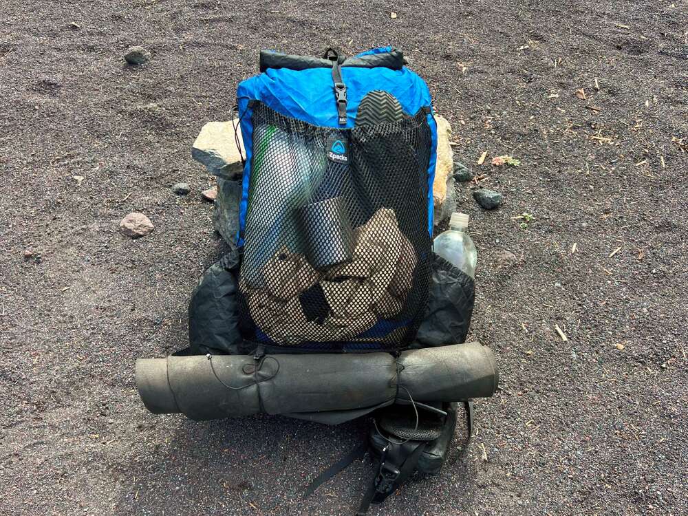 Zpacks Super Nero Ultra 50L Review - Best Vest Harness Design Zpacks Super Nero Ultra 50L Review - Best Vest Harness Design