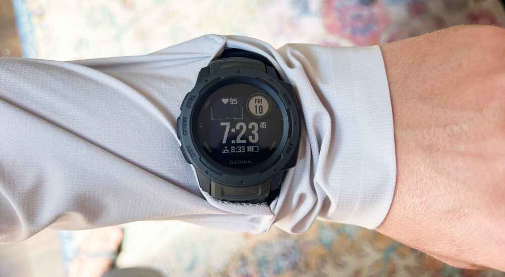 sun hoodie watch slot