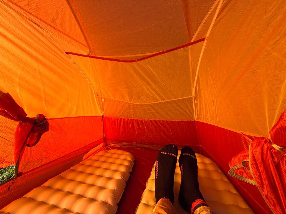 Big Agnes Copper Spur UL-15 mesh pocket close up