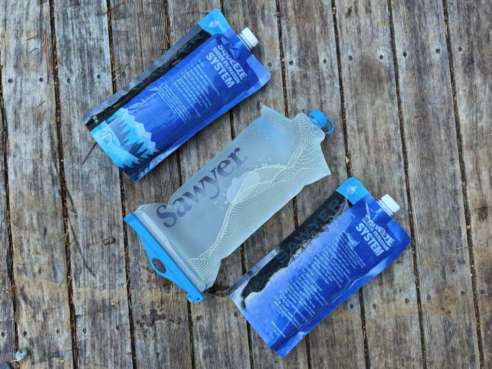 Sawyer Squeeze x CNOC-11 2 sawyer pouches and cnon vecto 2l hydration bladder