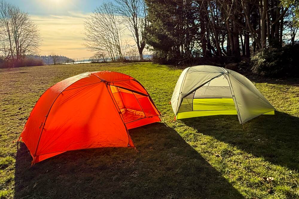 Big Agnes Copper Spur vs Tiger Wall-4 Big Agnes Copper Spur vs Tiger Wall on grass