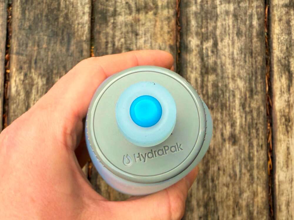 HydraPak UltraFlask Filter Cap-1 top down view of bite valve