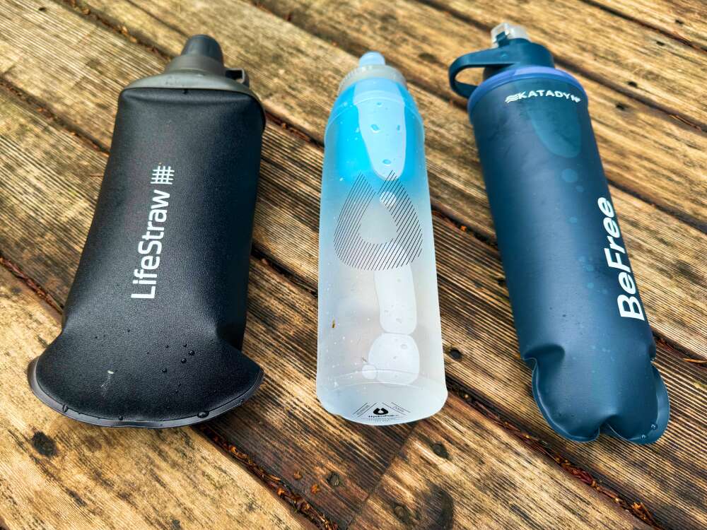 Katadyn BeFree vs HydraPak UltraFlask vs LifeStraw Peak Squeeze-1 Katadyn BeFree vs HydraPak UltraFlask vs LifeStraw Peak Squeeze water filters, close up on bottoms