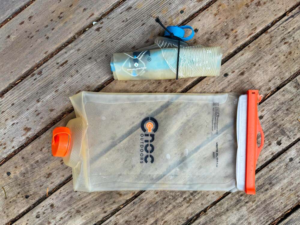 Cnoc VectoX with added shock cord Cnoc VectoX with added shock cord to compress your backpacking water storage system
