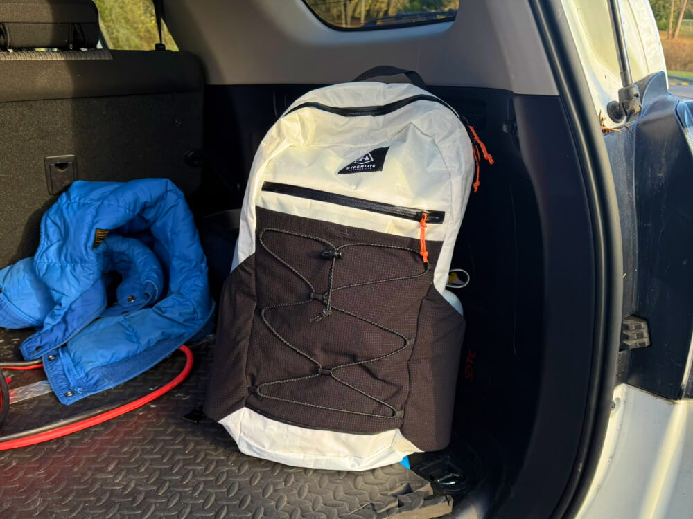 hmg daybreak 22 in a car trunk