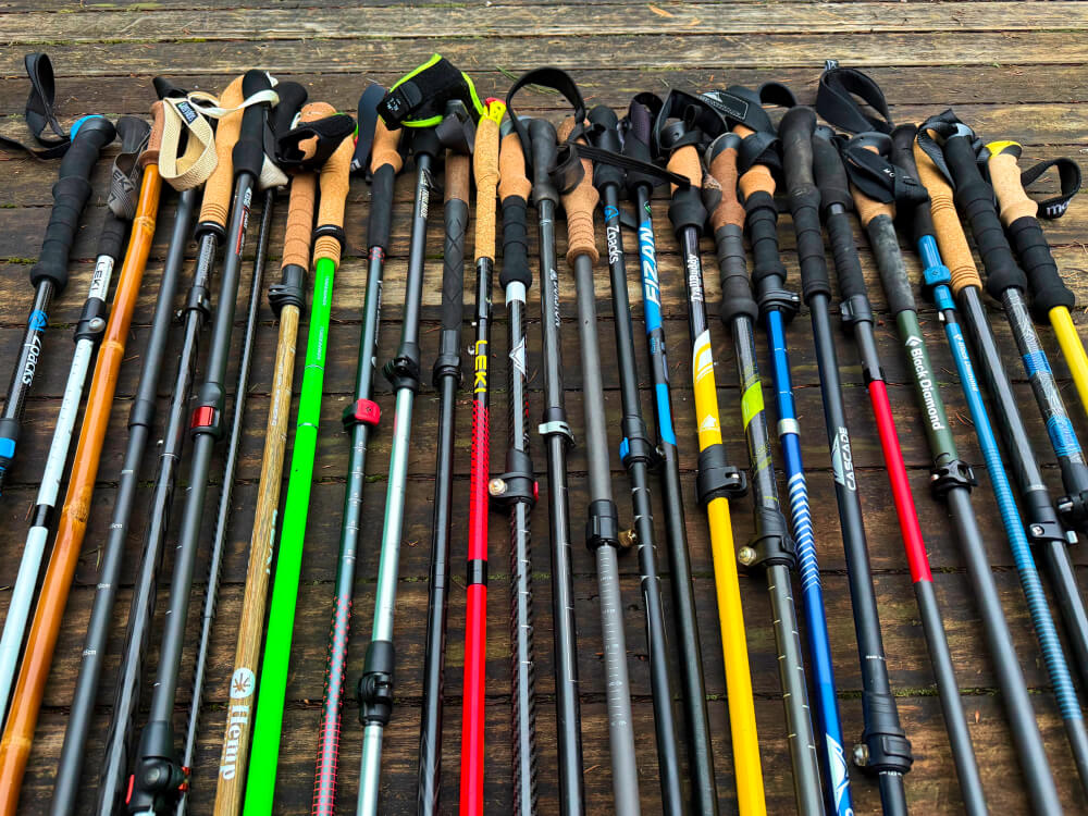 28 pairs of aluminum and carbon fiber trekking poles-1 28 pairs of midweight to ultralight trekking poles, all colors and types