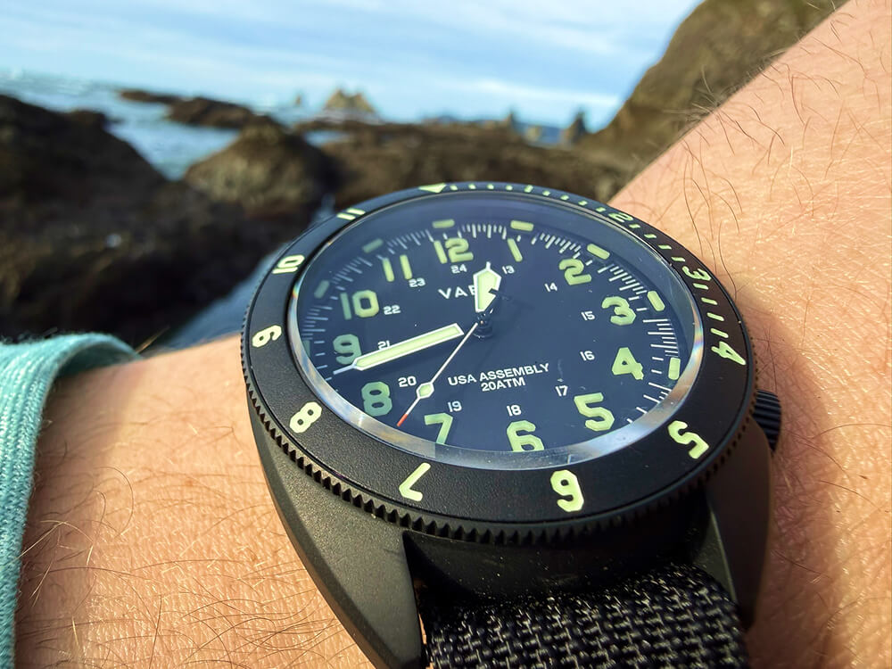 Vaer C4 Watch Review close up on the dial