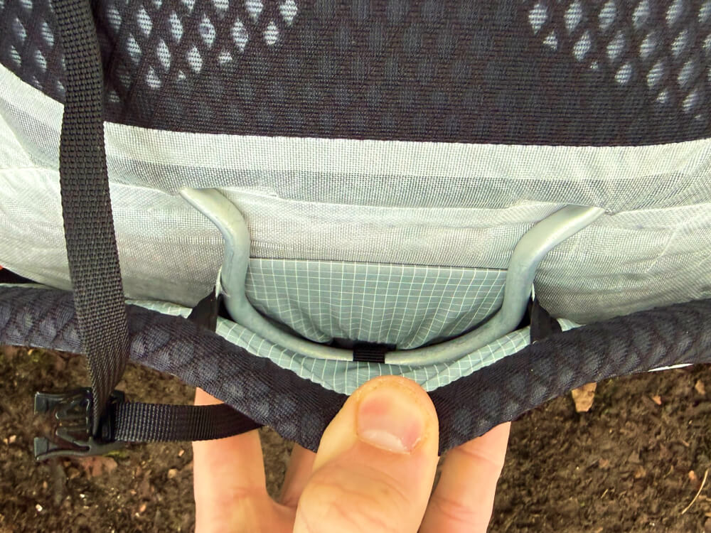Mountain Hardwear Alakazam Backpack Review-4 close up on frame