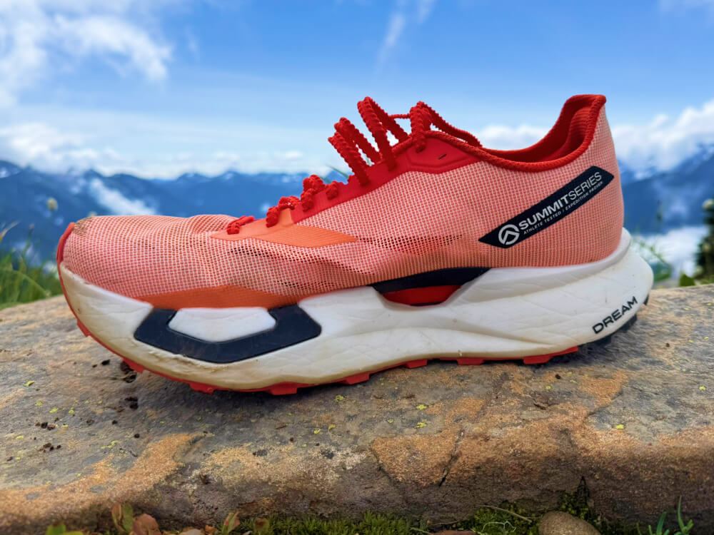 Close up on trail super shoe components Close up on trail super shoe components