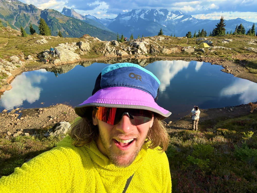 Best Bucket Hats for Running and Hiking lake outdoor research swift bucket hats
